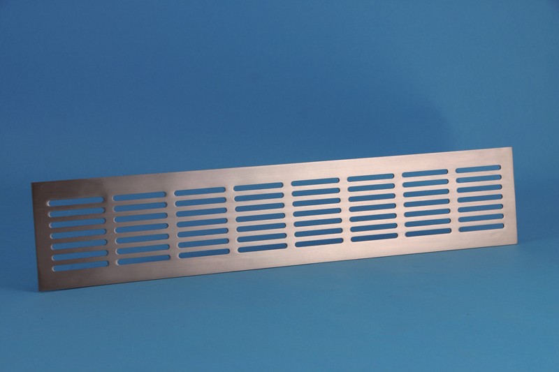 PLINTROOSTER 400X80MM RVS